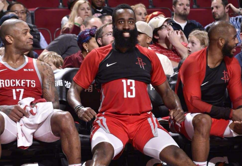 转折点成都蓉城门线救险,NBA常规赛窗口期攻防权衡,话题不断,临场指挥获称赞的简单介绍-九游娱乐平台